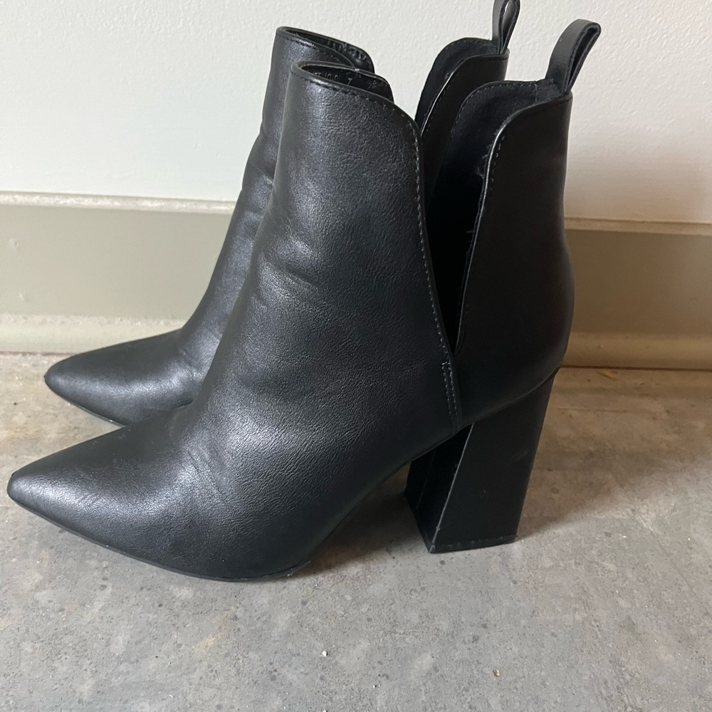 Bootie black boot size 7